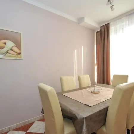 Fuer 4 Personen Ca 55 M In Budva, Adriakueste Montenegro Kueste Um Apartment Budva
